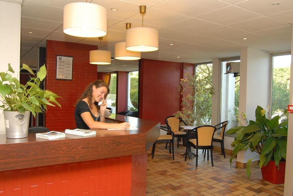 Kyriad Martigues Ecopolis Interior foto